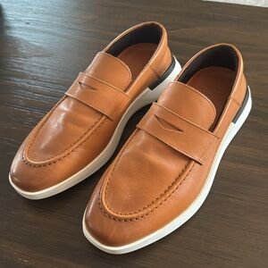 Wolf & Shepherd Crossover loafer